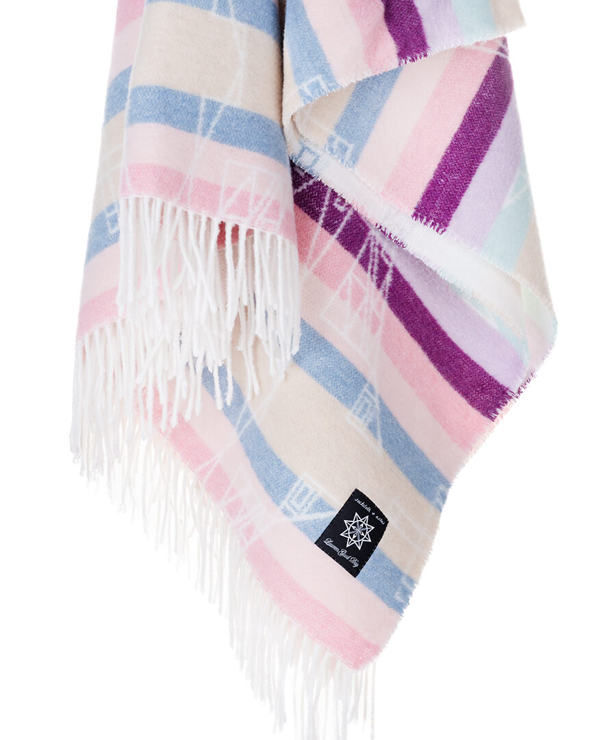 Hunaaneeká (Spring)